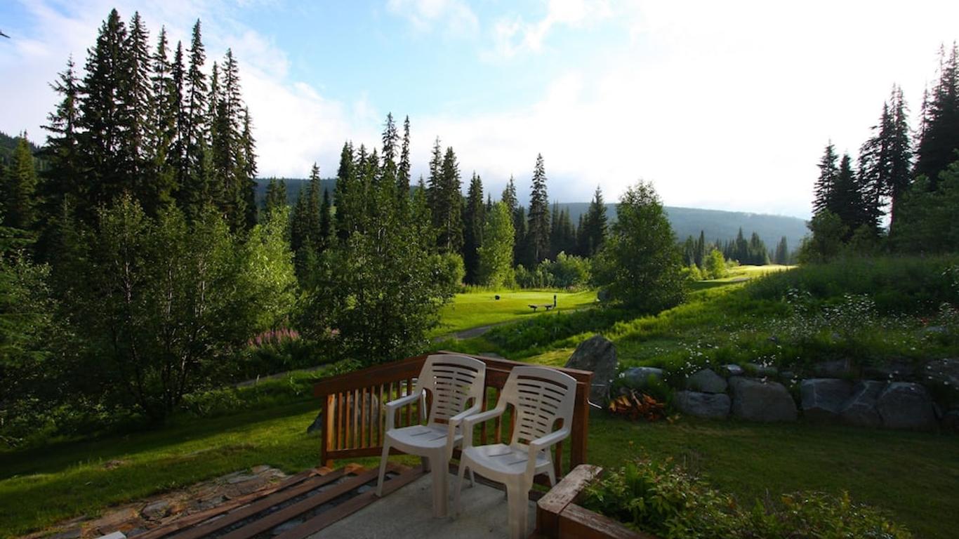 Pinnacle Lodge