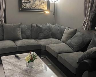 Belvedare-Suffolk - Sudbury - Living room