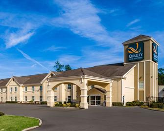 Quality Inn and Suites Slidell - Slidell - Building