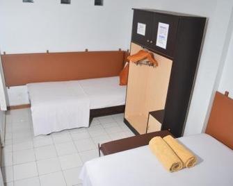 Gustav Bali Homestay and Massage - Denpasar - Bedroom