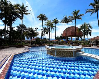 Tequendama Hotel Campestre Villavicencio - Villavicencio - Pool