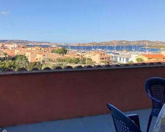 Palau Sea View 200 Meters From The Port And Center - Palau - Balkon