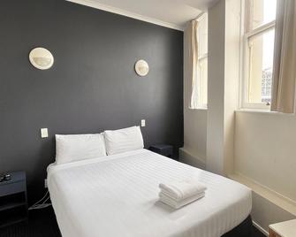 Nomads Capital Backpackers - Wellington - וולינגטון - חדר שינה