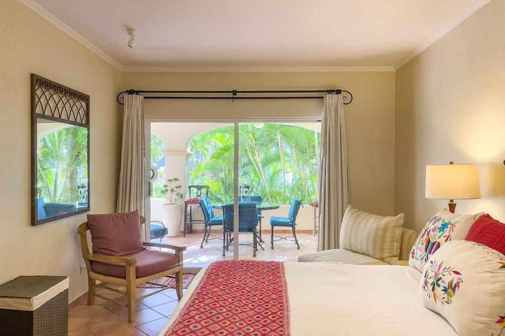 Las Mananitas Ground Floor Overlooking The Pools And Sea Of Cortez! Ocean Front! - 卡波聖盧卡 - 臥室