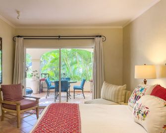 Las Mananitas Ground Floor Overlooking The Pools And Sea Of Cortez! Ocean Front! - 卡波聖盧卡 - 臥室