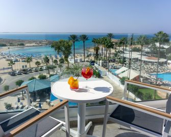 Anonymous Beach Hotel (Adults 16+) - איה נאפה