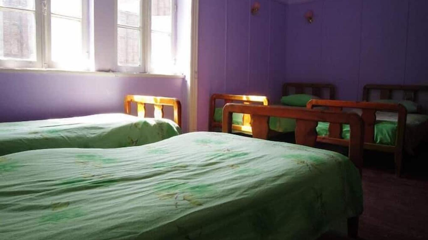 Safary Hotel