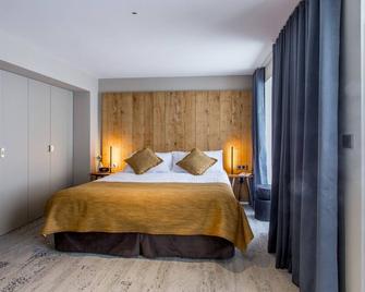 Hotel & Restaurant Sodade - Chaudes-Aigues - Habitación