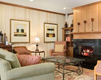 Country Inn & Suites by Radisson, Peoria North IL - Peoria - Stue