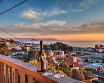 Pet-Friendly Cayucos Home With Ocean Vie - Cayucos