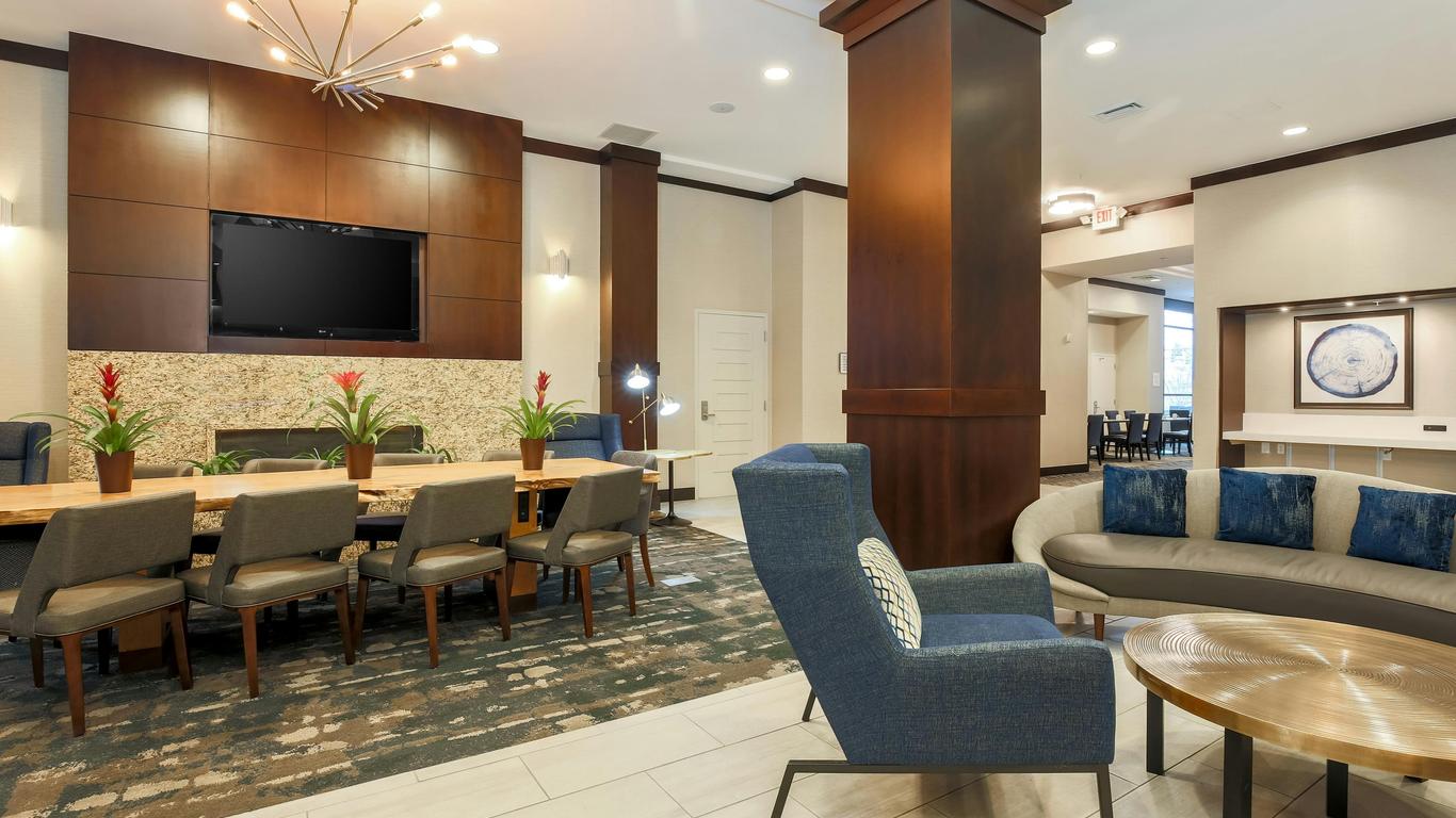 Hilton Garden Inn Arlington Shirlington