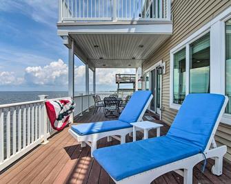 Waterfront Sanctuary w/ Panoramic Bay Views! - Cape May Court House - Balcony