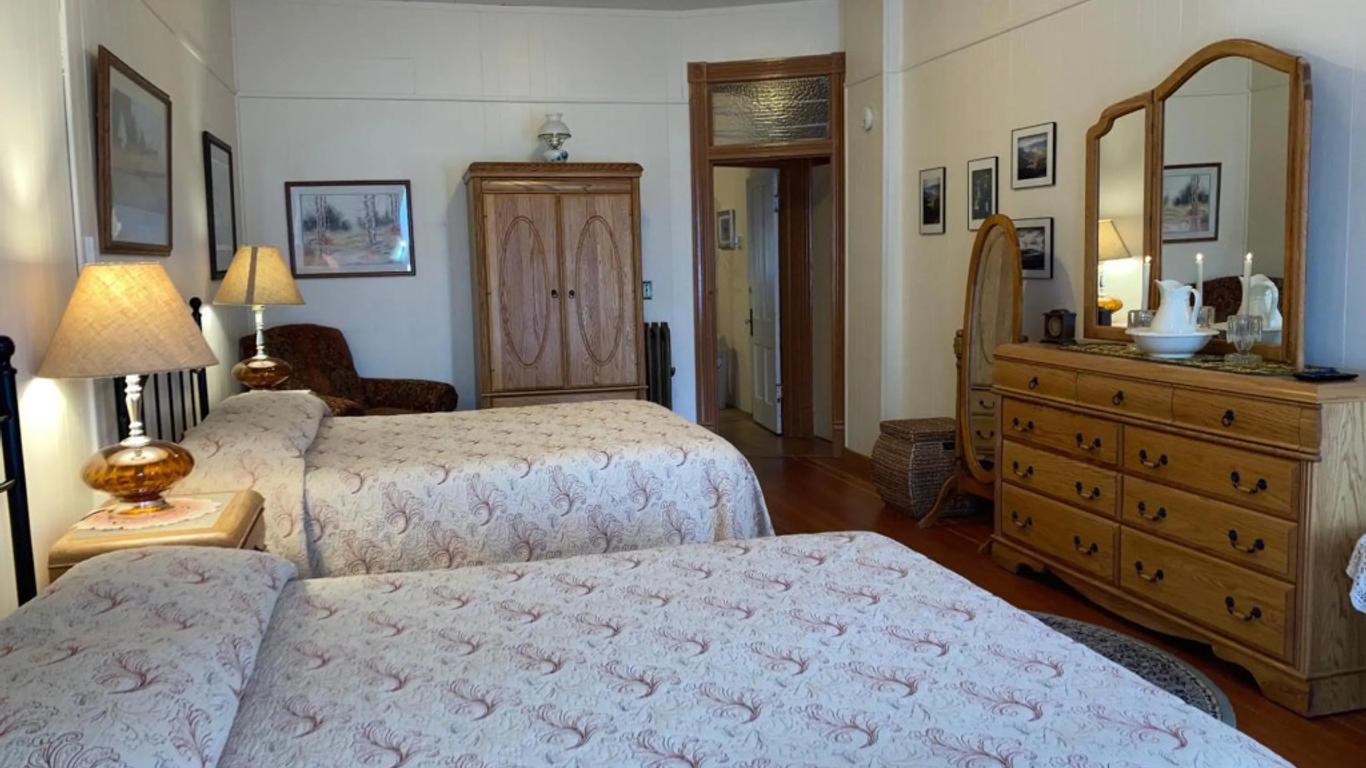 Historic Capitol Hotel Vacation Suites