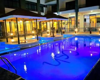 Cold Springs Hotel - Homabay - Homa Bay - Piscina