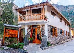 Peru Quechua's Lodge Ollantaytambo - Ollantaytambo - Building