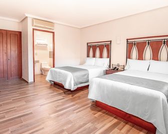 هوتل ألكازار - غوادالاجارا (مكسيكو) - غرفة نوم