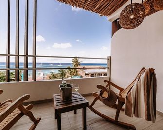 Albatros by Bedsfriends - Cozumel - Balcón