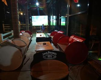 Rombaramee Villa & Resort - Sung Noen - Comedor