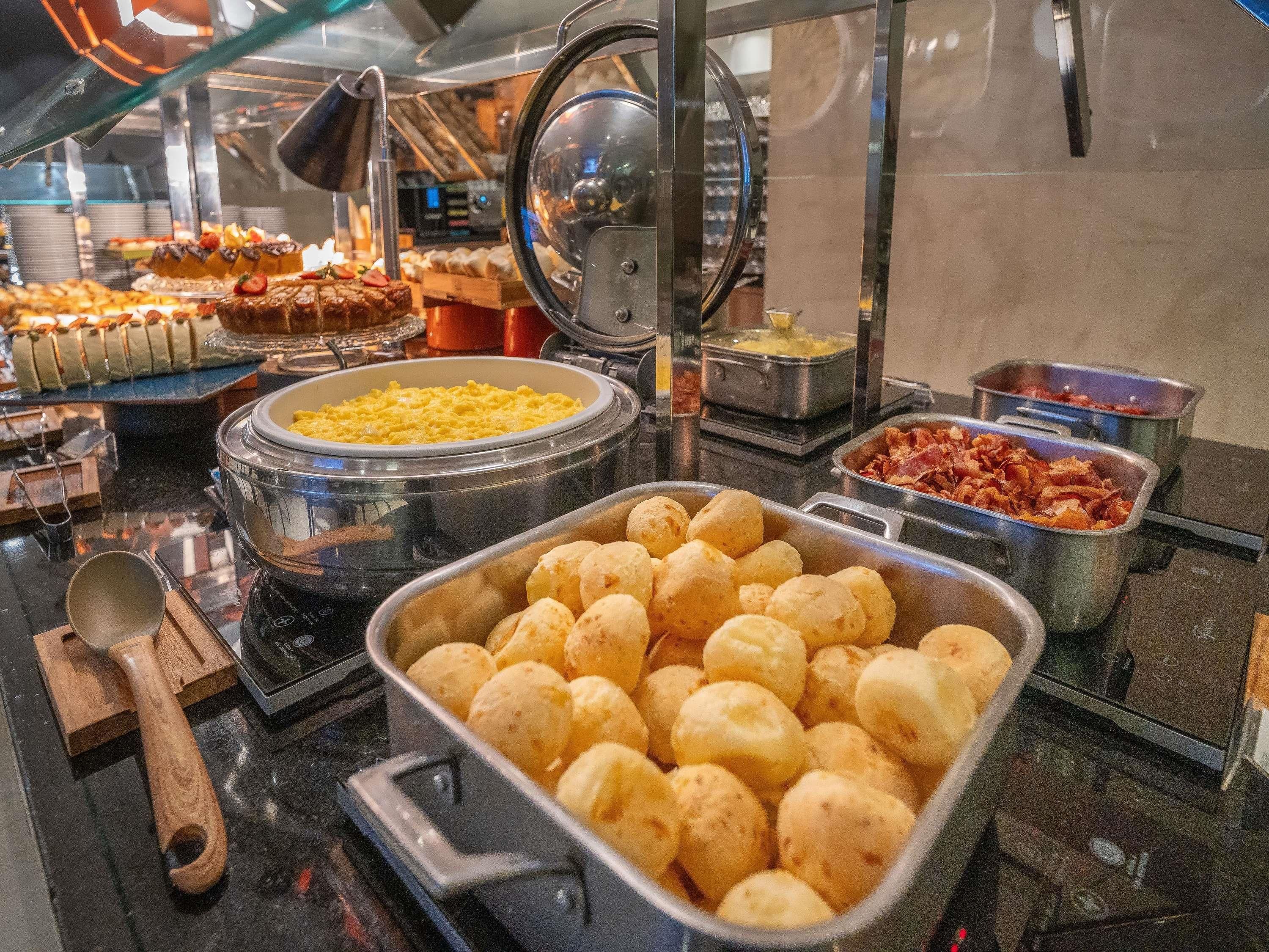 Mercure Uberlandia Plaza Shopping - Uberlândia - Comedor