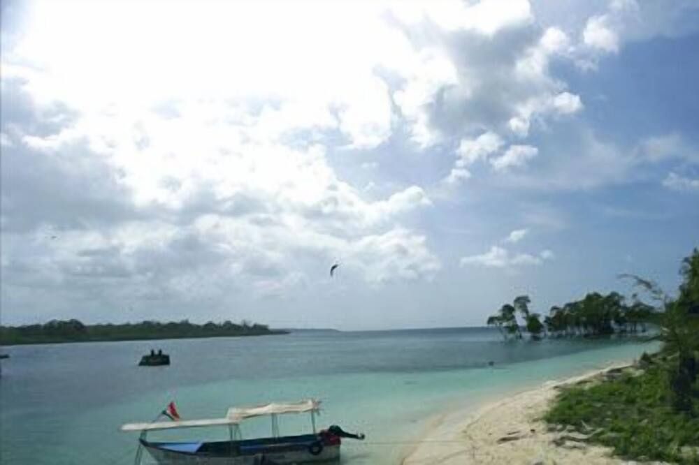 Symphony Palms Beach Resort - Jālebar - Plage