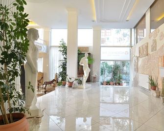Acropolis Ami Boutique Hotel - Atenas - Lobby