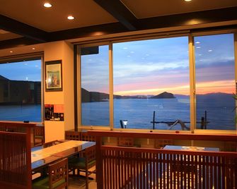 Hotel Unigoten - Rishirifuji - Restaurant