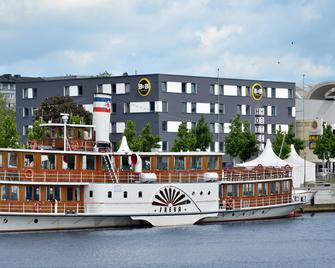 B&B Hotel Kiel-City - קיל - בניין
