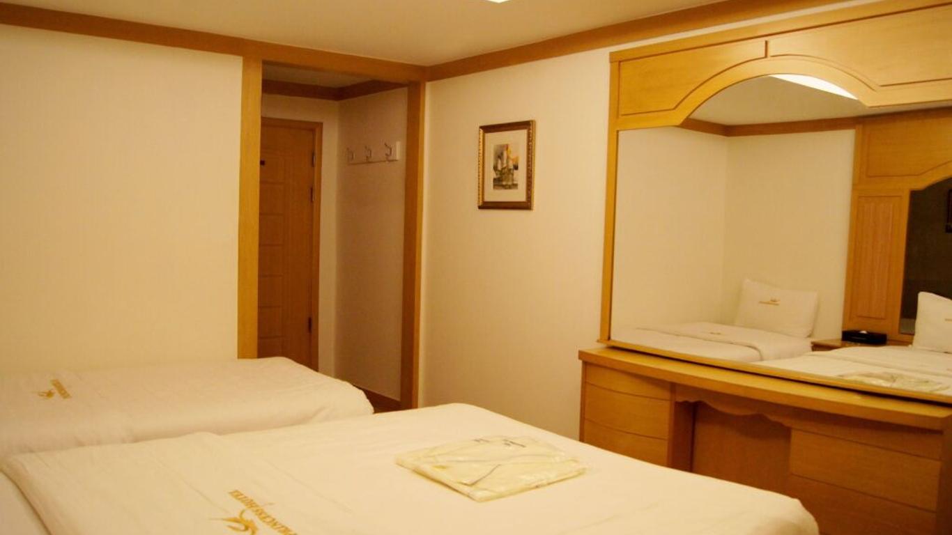 Princess Hotel