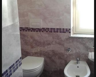 Sweet Home - Falerna - Baño