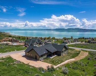 Free Night (Winter/Spring Stays) (Stay 3 get 4th free) Huge Lodge Sleeps 50! - Garden City - Edificio