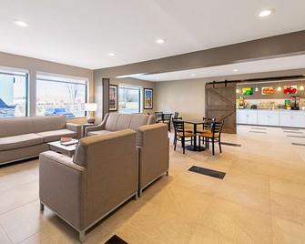 Quality Inn Mishawaka - South Bend - Mishawaka - Вітальня