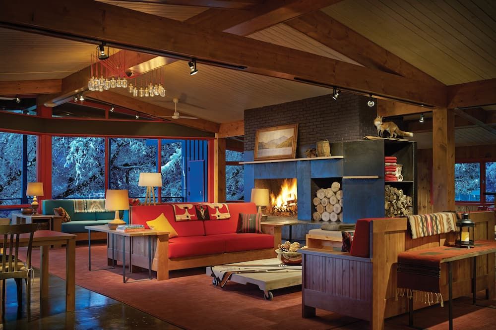 Lake House at High Peaks Resort - לייק פלסיד - טרקלין