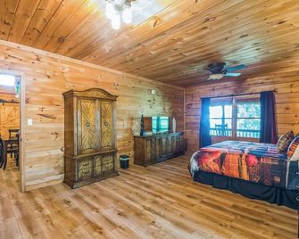 Great Smoky Mountain, Hot Tub, Mins to Dollywood - Kodak - Ložnice