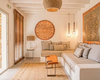 Santa Maria Hotel - Elia