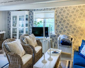 1 Bedroom Lovely Home In Trosa - Trosa - Vardagsrum