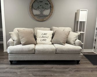 Smith Lake Vacation Rental - Jasper - Soggiorno