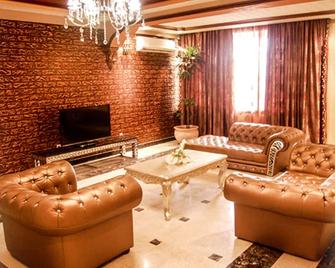 Beatrice Hotel - Kinshasa - Wohnzimmer