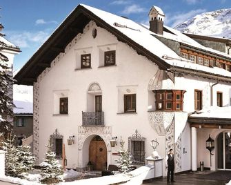 Giardino Mountain - São Moritz - Edifício