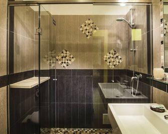 Hotel Il Cavaliere Nero - Tirrenia - Baño