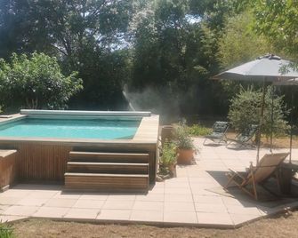Studio De Charme En Provence, Piscine Et - Le Luc - Piscina