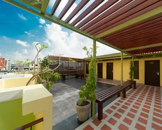Tara Place - Bangkok - Balcony