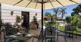 Villa Masetta - Luxury Suites - 巴勒莫 - 餐廳