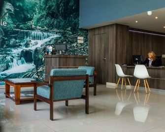 Hotel Carretero - Manizales - Front desk