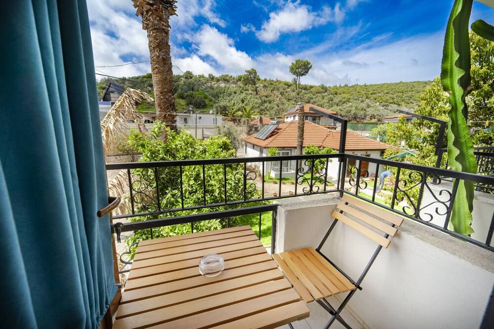 فلاور بنسيون هوتل