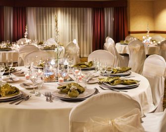 Country Inn & Suites by Radisson, Milwaukee W, WI - Brookfield - Банкетний зал