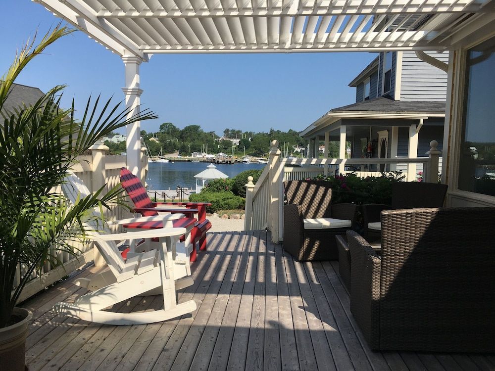 Oceanside Retreat Hubbards Nova Scotia - Hubbards - Patio