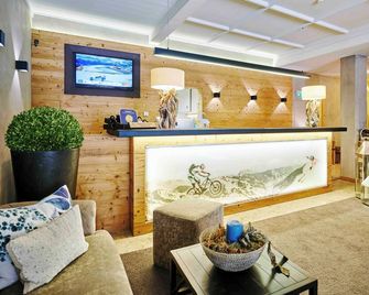 Saalbach Suites by Alps Resorts - Saalbach - Recepción