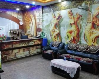 Hotel V Inn - Attibele - Front desk