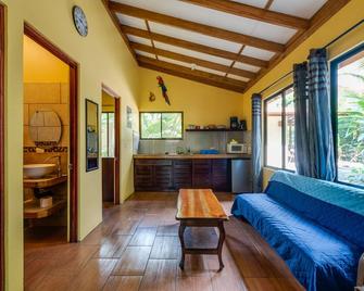 Tropical Beach - Uvita - Living room