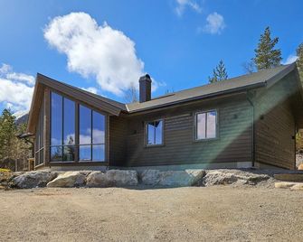 Lovely Home In Treungen With Sauna - Treungen - Edificio